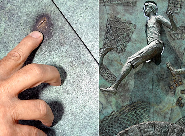 Nhân viên an ninh Richard Jewell là người đầu tiên phát hiện ra cái ba lô lạ. Ông lập tức báo cho cảnh sát và Văn phòng điều tra Georgia vì nghi ngờ khả năng Công viên bị đánh bom.