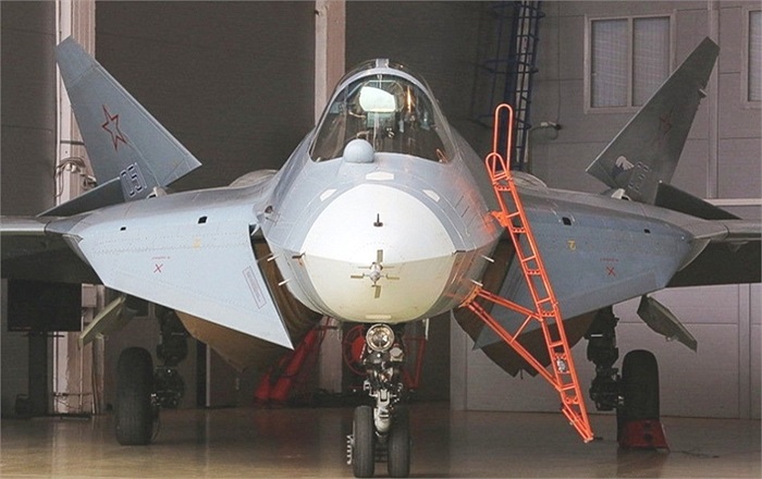 Chiến cơ thế hệ thứ 5 Sukhoi T-50 của Không quân Nga