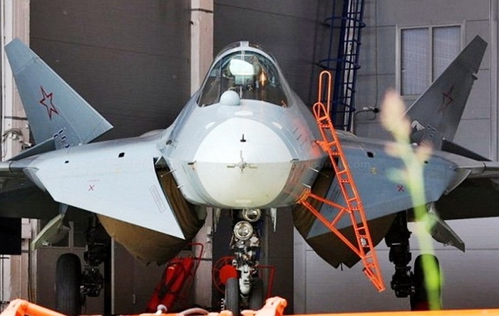 Chiến cơ thế hệ thứ 5 Sukhoi T-50 của Không quân Nga