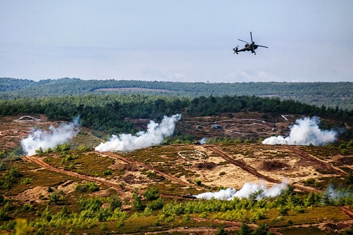 Trực thăng AH-64 Apache của Lực lượng vũ trang Hy Lạp