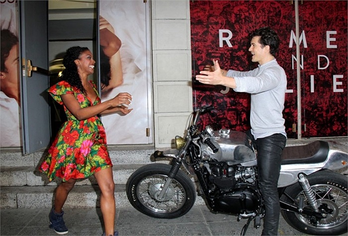 Condola Rashad và Orlando Bloom trong một buổi ra mắt giới thiệu vở kịch 'Romeo and Juliet' của họ ở New York, Mỹ