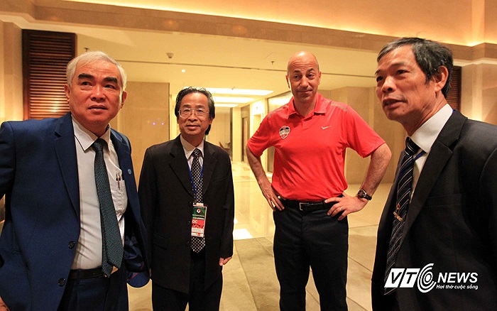 Vì thế ra đón đoàn chỉ có quan chức của VFF.