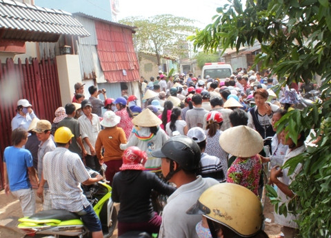 TP.HCM, Huyện Bình Chánh, xã Phong Phú, 3 mẹ con, phòng trọ