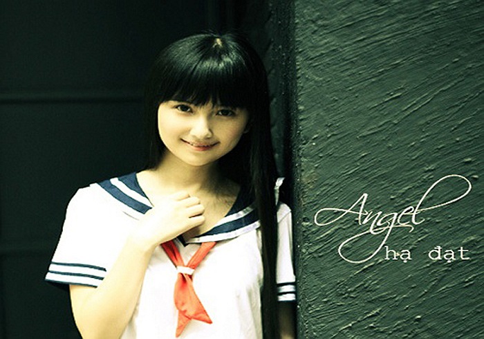 Nếu ai đã từng theo dõi tin tức hằng ngày thì ắt hẳn không thể quên cô họa sĩ đẹp hơn truyện tranh Hạ Đạt đến từ Trung Quốc. 