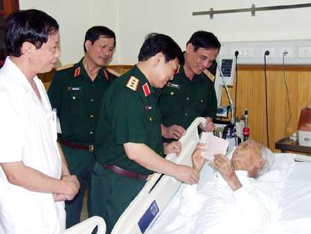 đại tướng ra đi