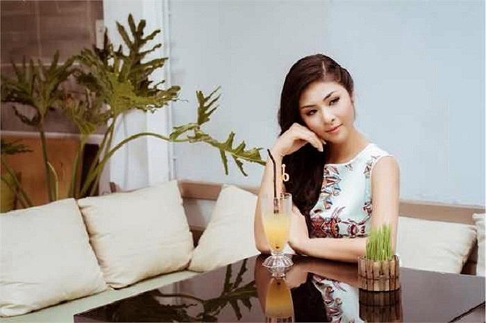 Ngọc Hân càng ngày càng biết cách làm cho mình đẹp hơn.