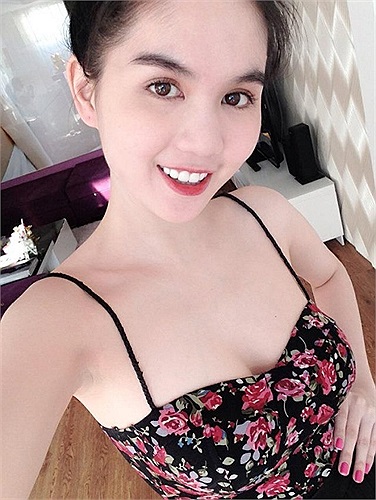 Cô đang dùng thương hiệu của chính mình để kinh doanh sản phẩm làm trắng và thời trang.