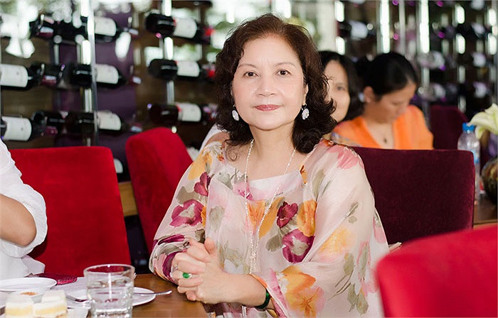 Bà nội của Ann, thuyết minh phim, nghệ sỹ Thu Hiền.