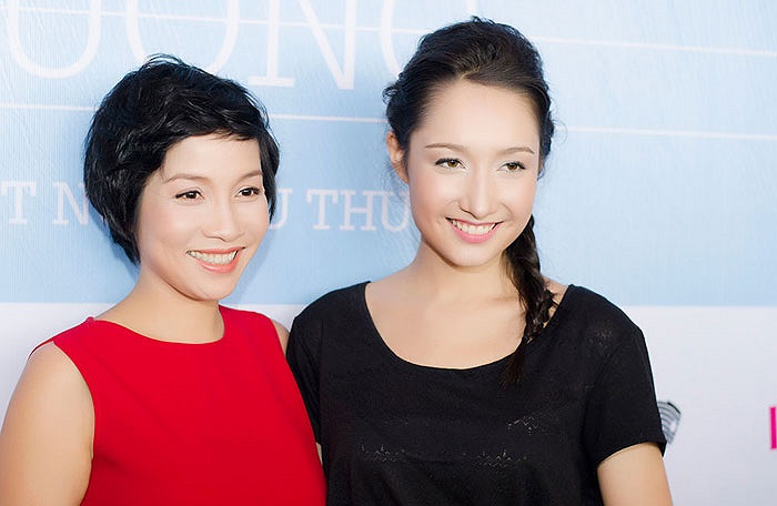 Mỹ Linh thì vội vàng bay từ TP.HCM ra để mừng cho con gái. Chị nói, Anna là học trò đầu tiên của mình.