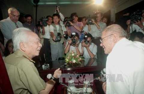 tướng Giáp qua đời