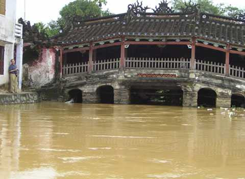 Hội An, phố cổ, nhà cổ, lụt, lũ, ngập úng, chìm trong nước