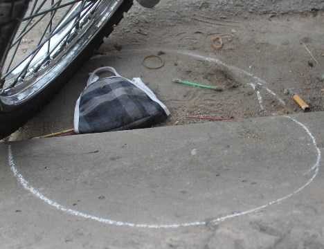 TP.HCM, quận Bình Tân, cướp tiệm vàng, khẩu trang bịt kín mặt, xe máy, camara