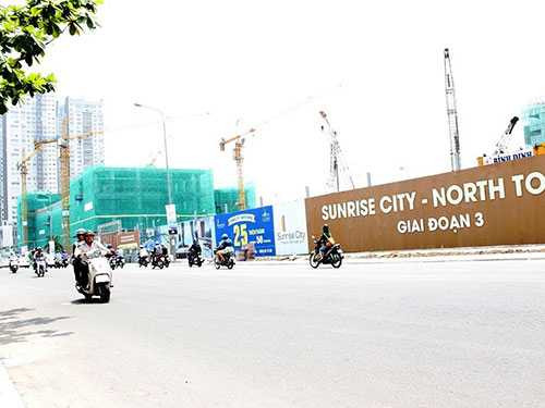 Ngày 8-9, Công ty CP Bất động sản Novaland công bố bán căn hộ giai đoạn 3 dự án Sunrise City, quận 7 chỉ còn 27 triệu đồng/m2 (giá giai đoạn 1 là hơn 50 triệu đồng/m2).