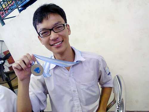 Thủ khoa 29,5 điểm Nguyễn Thanh Tùng