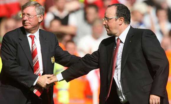 Benitez có sống sót sau trận gặp MU đêm nay?