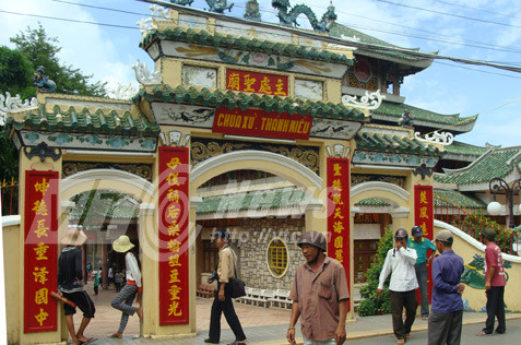 tượng Bà Chúa Xứ