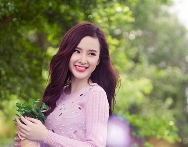 Những bức ảnh làm toát lên vẻ hồn nhiên trong sáng.
