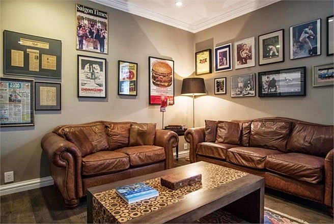 Ông Israel, người trước đây từng sở hữu câu lạc bộ golf và khách sạn ở Việt Nam, cho biết các nhà đầu tư không chú ý nhiều tới bất động sản ở Đà Lạt. Ông xem biệt thự này là một cơ hội đầu tư tốt, cũng như một nơi lý tưởng để sử dụng như một căn nhà 