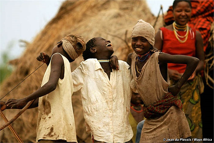 Tổ tiên chúng ta sống cách nay 200.000 năm thế nào, thì người Hadza vẫn sống y nguyên như vậy, không có bất cứ sự thay đổi, tiến bộ nào.