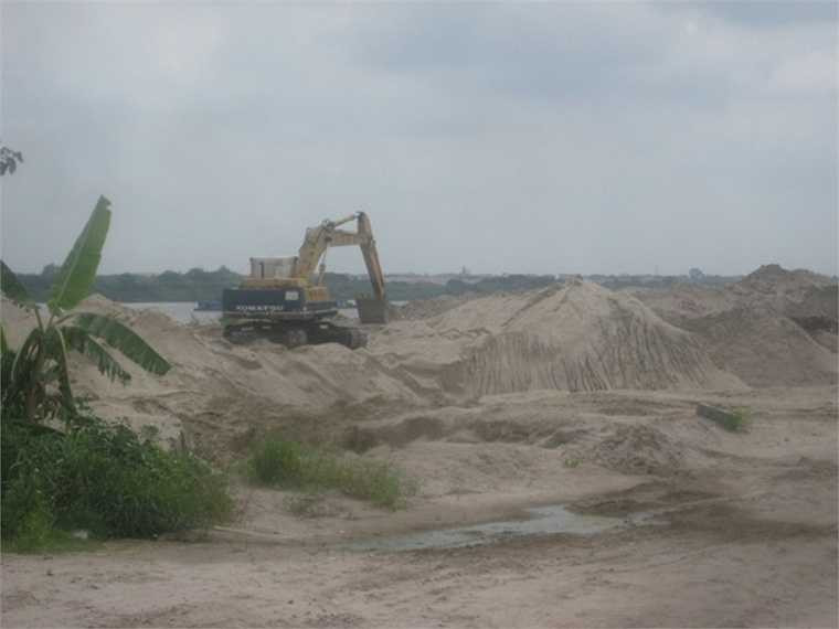 cát tặc hoành hành