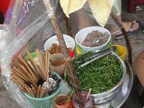 Riêu thật có màu đen đen