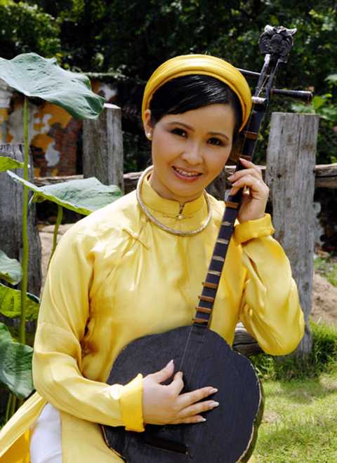 Ca sỹ Trang Nhung