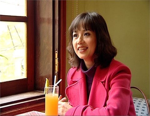 Được biết, hiện nay Tùng Chi đảm nhận vai trò tổng đạo diễn kiêm biên tập viên của chương trình này. 