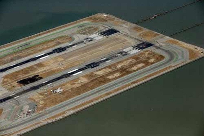 chưa rõ liệu những người này đã thiệt mạng hay rời khỏi hiện trường mà không thông báo cho giới chức.