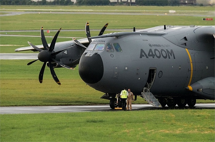 A400M có thể bay cao tới 11km với tốc độ Mach 0.72 và tầm hoạt động lên đến 8.700 km