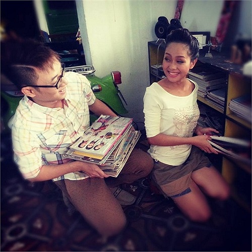 Hoàng Quyên chuẩn bị cho đêm diễn của mình.