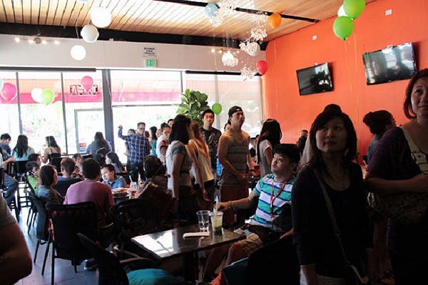 Bà xã Thủy Tiên vốn là một doanh nhân, nên có lẽ Đan Trường hoàn toàn yên tâm để vợ quán xuyến cơ ngơi này. 