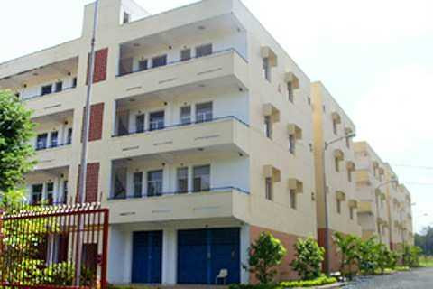 Có nhiều dự báo mặt bằng giá trên thị trường căn hộ phổ thông sẽ tăng trong thời gian tới khi gói 30.000 tỉ được giải ngân thực tế.