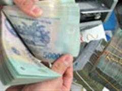 nhận hối lộ, tội phạm truy nã