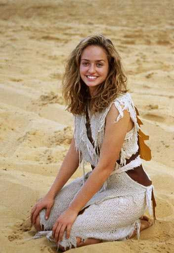 Cặp đôi phim 'Cô gái đại dương': Những điều chưa biết