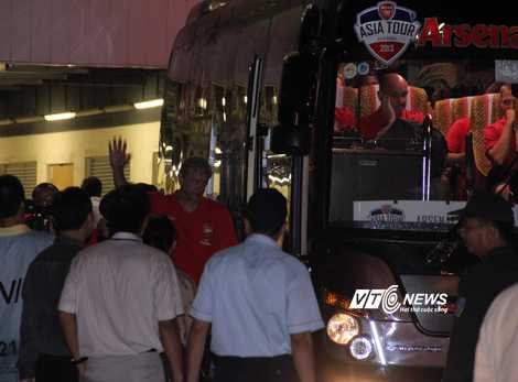 Tạm biệt fan Việt