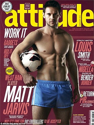 Ngay sau đó, cộng đồng 'thế giới thứ ba' đã phát sốt vì ngôi sao 26 tuổi này