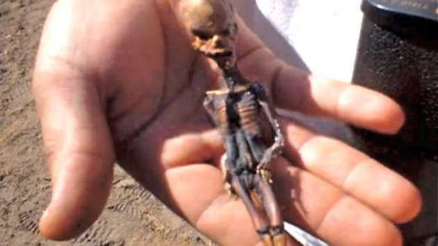 Ata - xác ướp được cho là người ngoài hành tinh