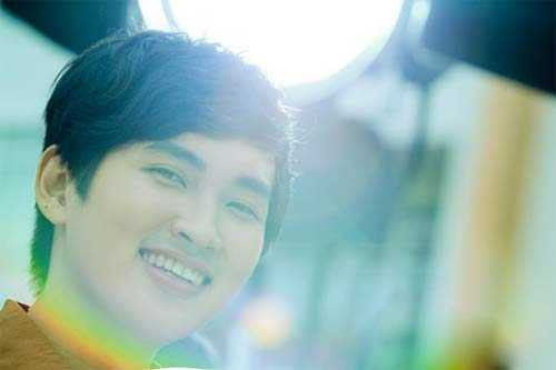 Chàng cascadeur 9X điển trai, giỏi võ