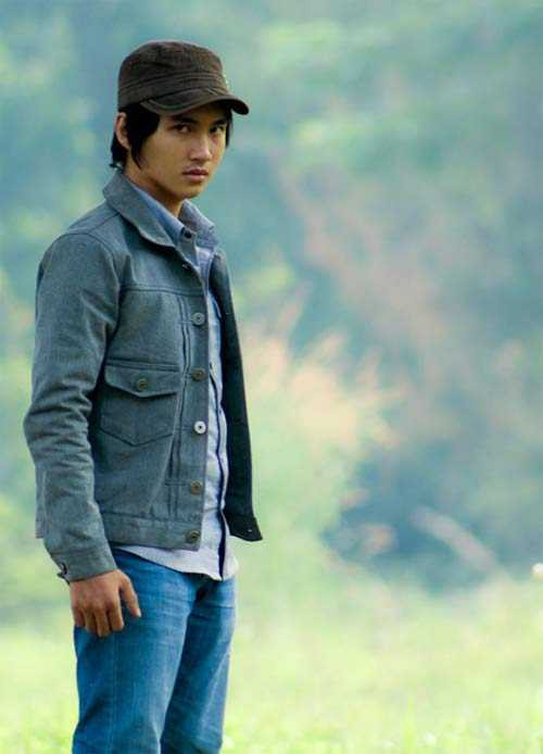 Chàng cascadeur 9X điển trai, giỏi võ