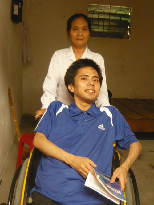 sĩ tử, bại liệt, ngồi xe lăn, thi đại học