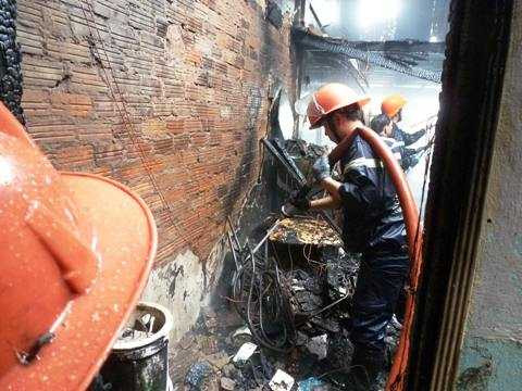 TP.HCM, cháy chung cư, Vườn Lài, Tân Phú, ôm của tháo chạy