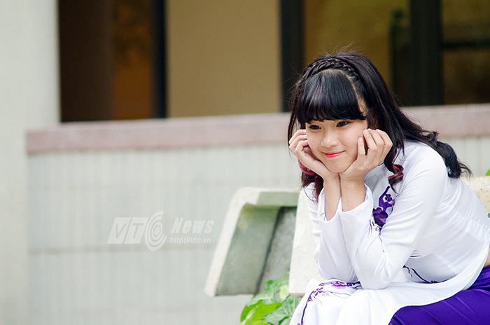 Cô gái xinh đẹp này cũng rất hồn nhiên