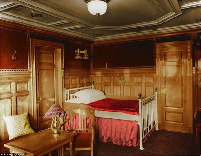 Khoang hạng nhất với nội thất cực kỳ sang trọng được tái hiện chân thực qua bàn tay của Logvynenko