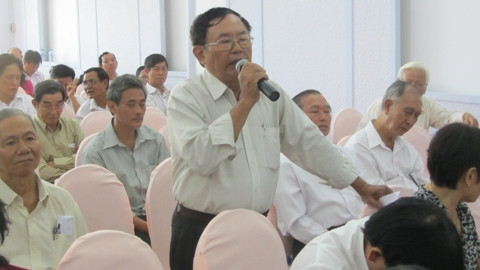 Cử tri Q.1, TP.HCM phát biểu