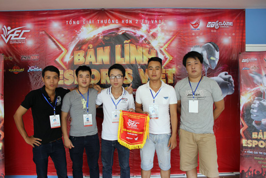 Chung kết miềnTrung VEC 2013: Những chiến thắng bất ngờ