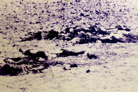 thảm sát ba chúc