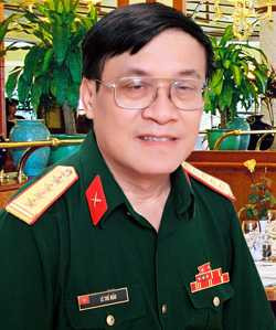 Đại tá Lê Thế Mẫu