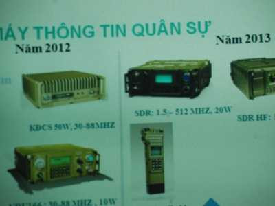 Một số khí tài thiết bị thông tin.