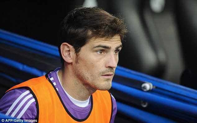 Casillas sang Arsenal