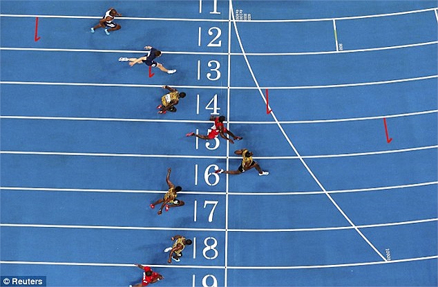 Usain Bolt giành chiến thắng ở cự li 100m sở trường tại Mátxcơva